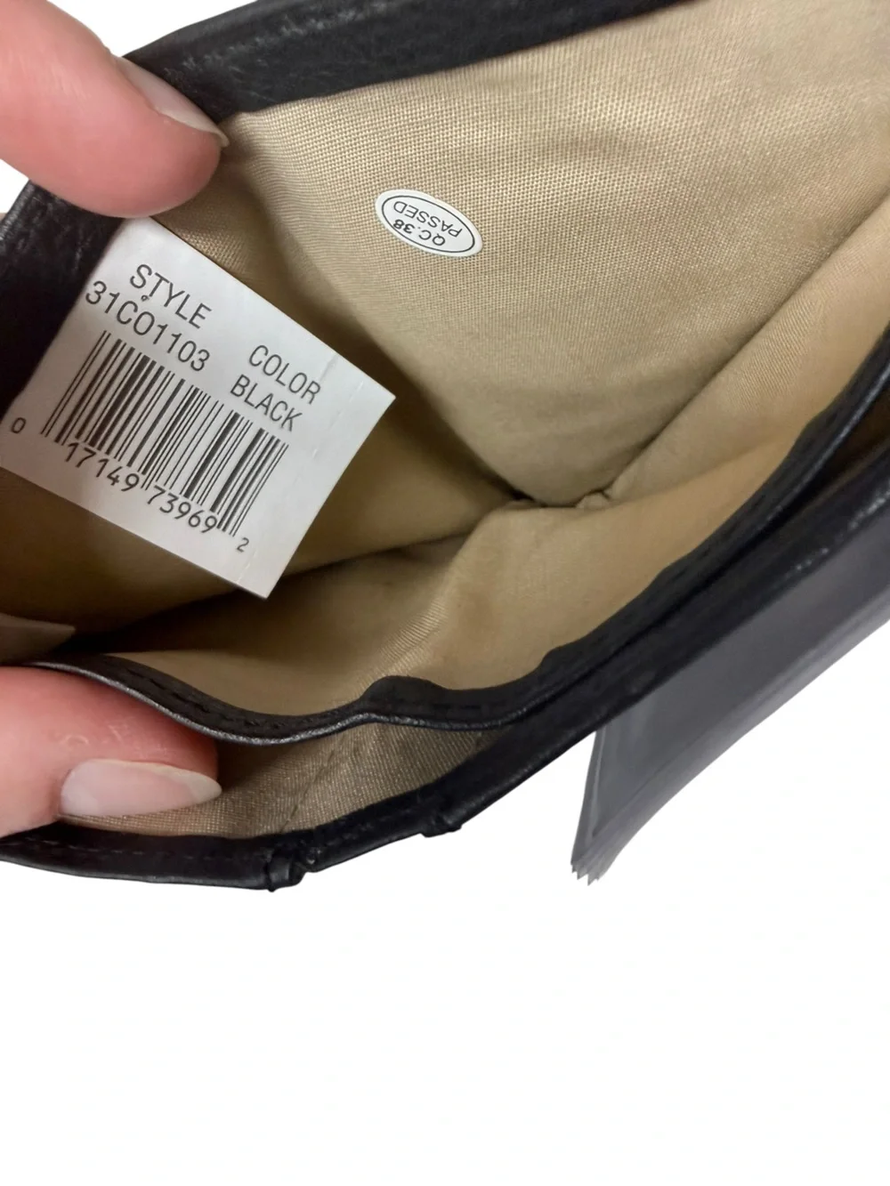 New Columbia Black Leather Trifold Wallet